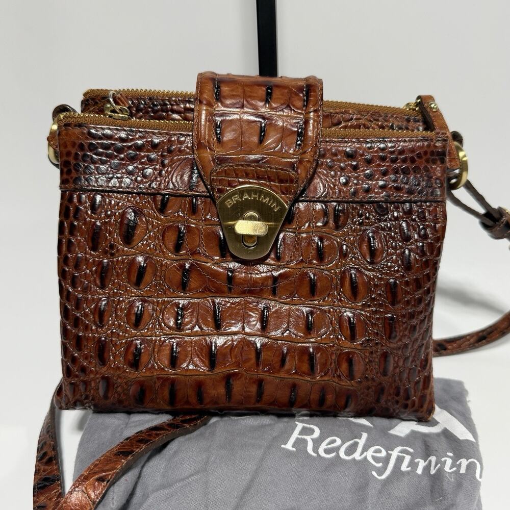 Brahmin Mojito Brown Pecan Melbourne Croc Embossed Crossbody Travel Wallet Bag